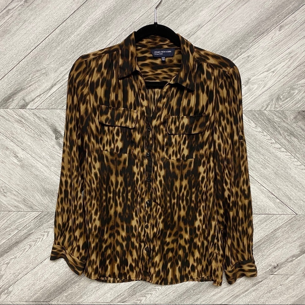 Jones NY Signature | Leopard Button Down Blouse Sm